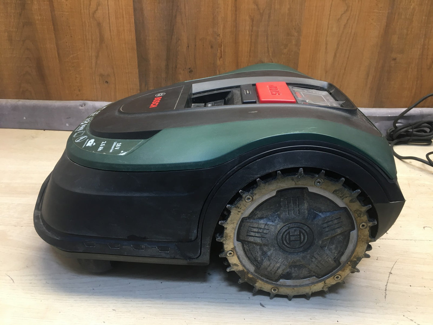 Bosch Mähroboter Indego M+ 700, mit App-Funktion, I38137