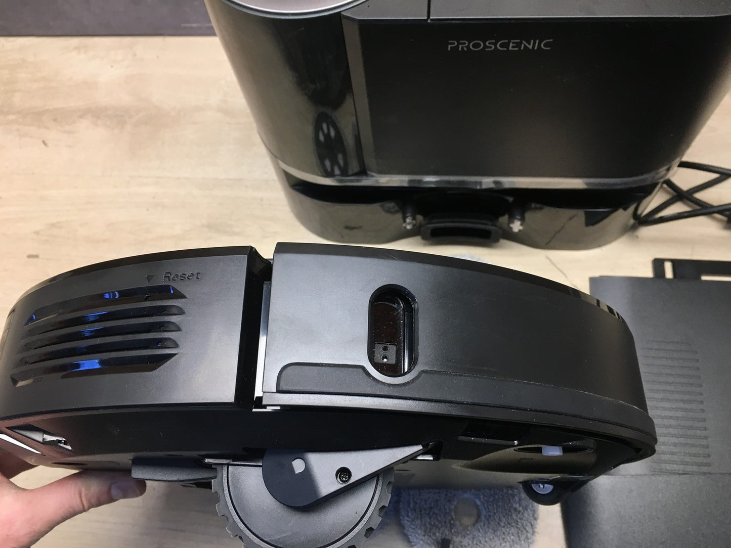 Proscenic M9 Saugroboter mit Wischfunktion, Absaugstation, I35800