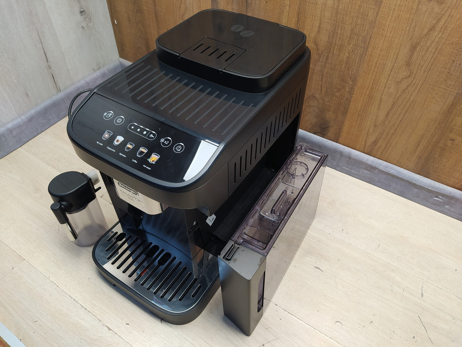 DeLonghi ECAM293.61.BW Kaffeevollautomat, I37707
