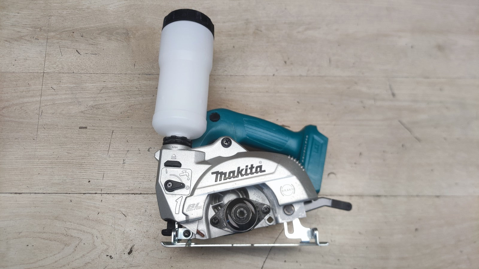 Makita DCC500Z Akku-Diamantschneider Solo, 40mm, 18V, I38167