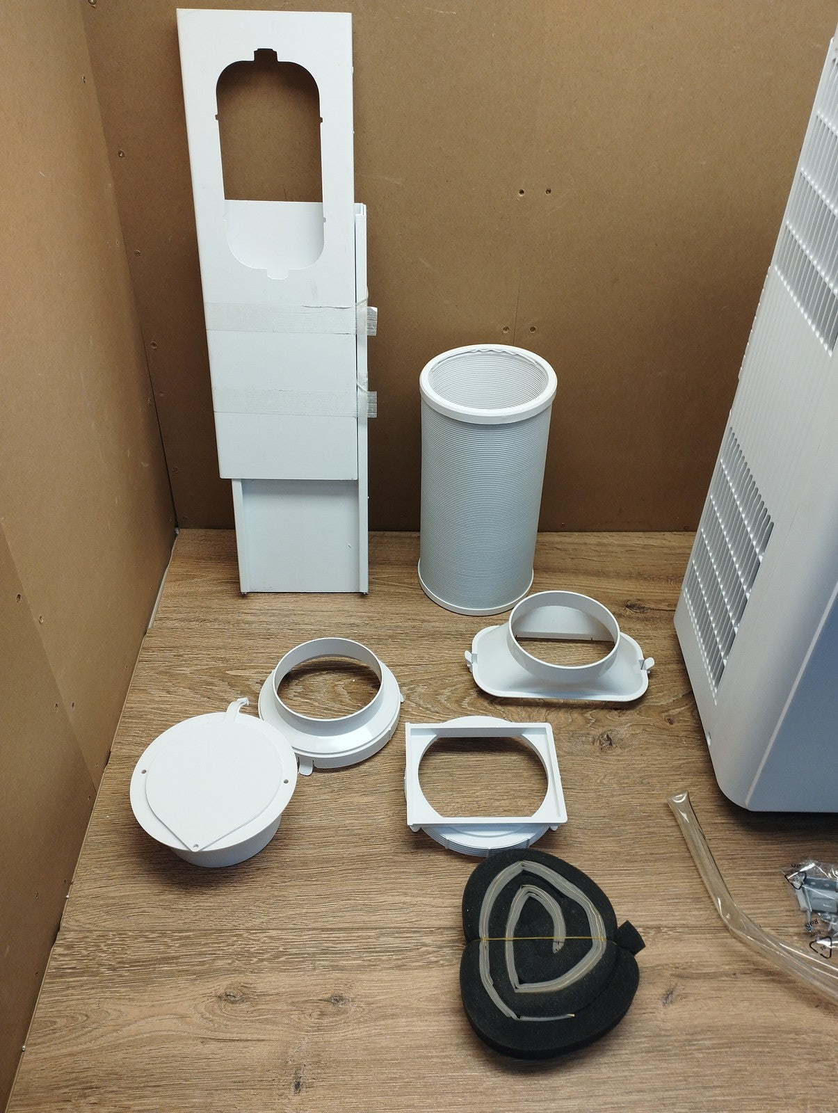 Comfee CPPA-07CRN7-QB6 Mobile Klimaanlage, 7000 BTU, Klimagerät, EEK:A, I39712