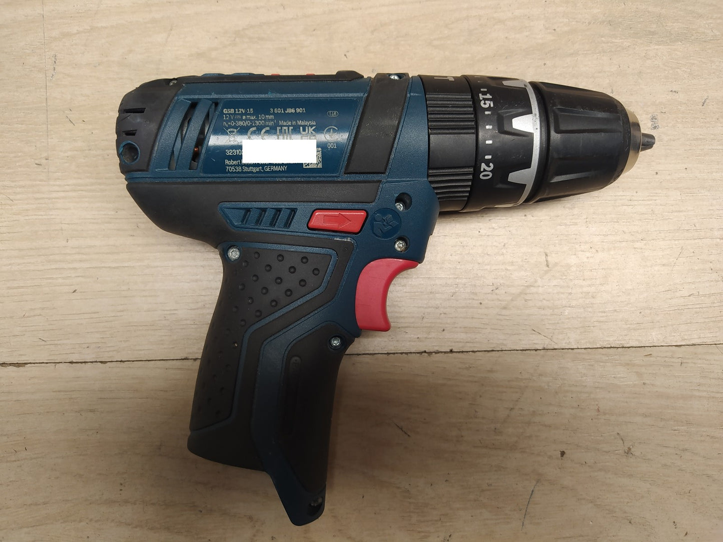 Bosch Professional Akku-Schlagbohrschrauber GSB 12V-15, mit 2 Akkus, I37455