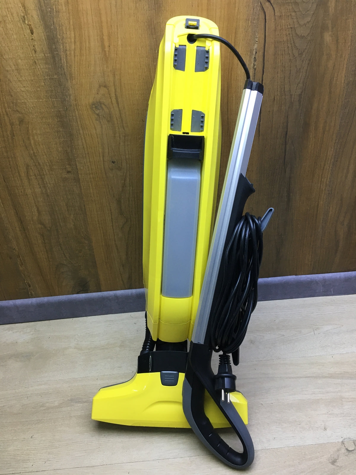 Kärcher 1.055-500.0 Hartbodenreiniger FC 5 2-in-1-Funktion, I30088