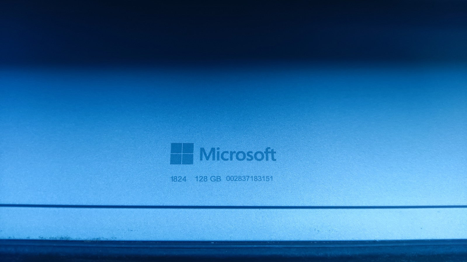 Microsoft Surface Go Tablet 10" 1800x1200 Touch Pentium 4415Y 8GB 128GB SSD WiFi