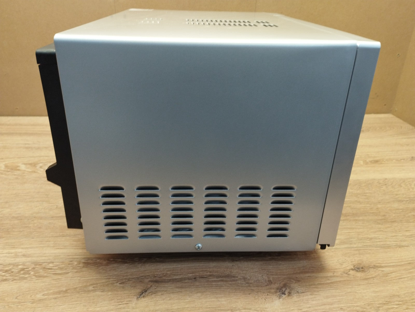 Caso MG25 Ceramic Mikrowelle mit Grill, 25L, 1400W, 1000W Grill, I39549