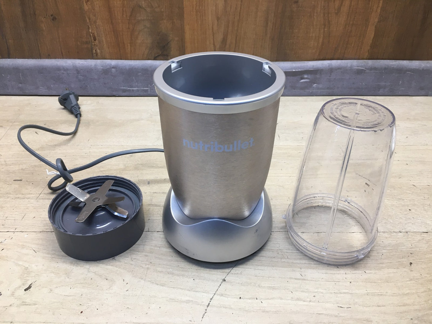 NutriBullet NB-201 Blender NB907CP, 900W, I39102