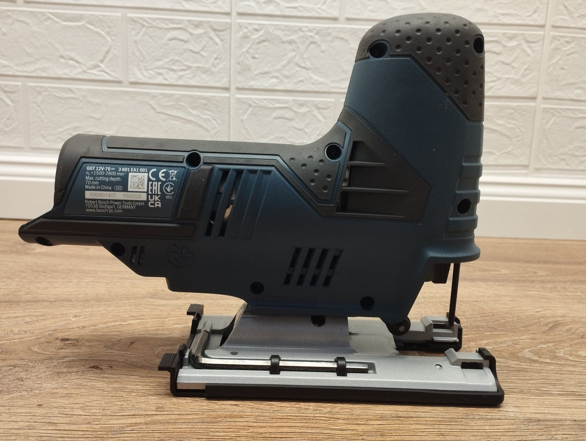 Bosch Professional GST 12V-70 Akku-Stichsäge 3 601 EA1 001 ohne Akku inkl L-Boxx