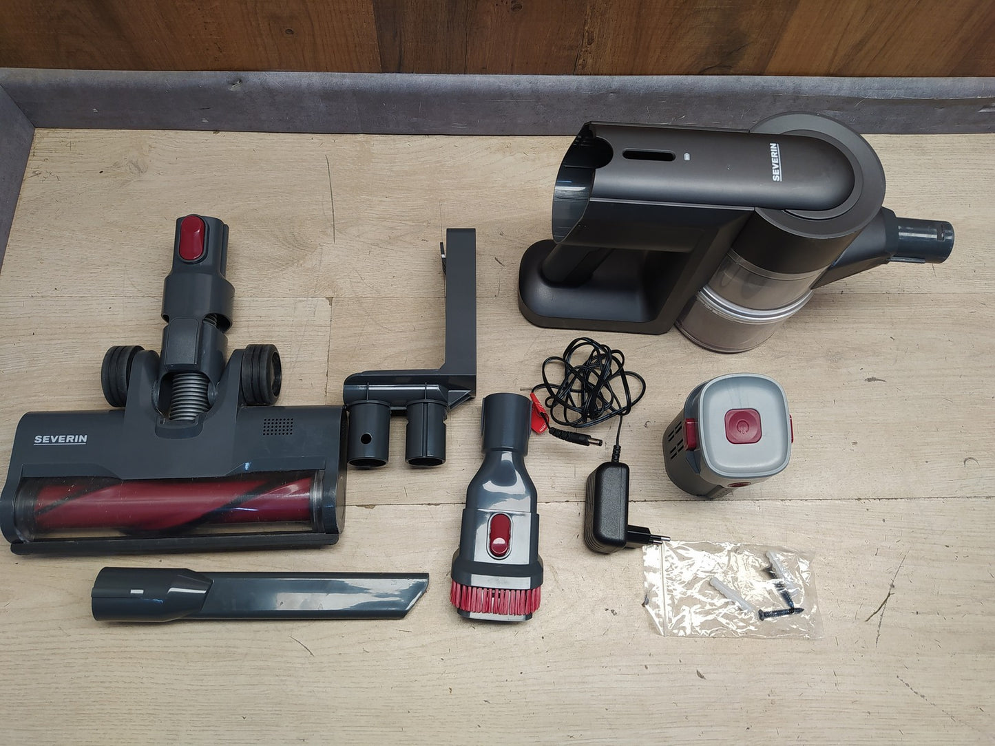 SEVERIN HV 7164 Stiel- und Handstaubsauger, leistungsstark, I38852