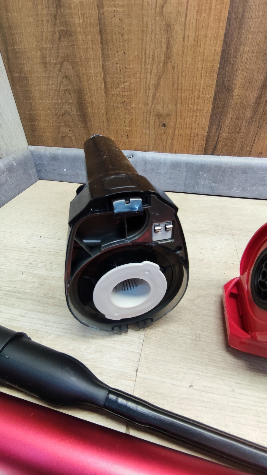 Einhell Akku-Stielstaubsauger TE-SV 18 Li Solo, 18V, I38263