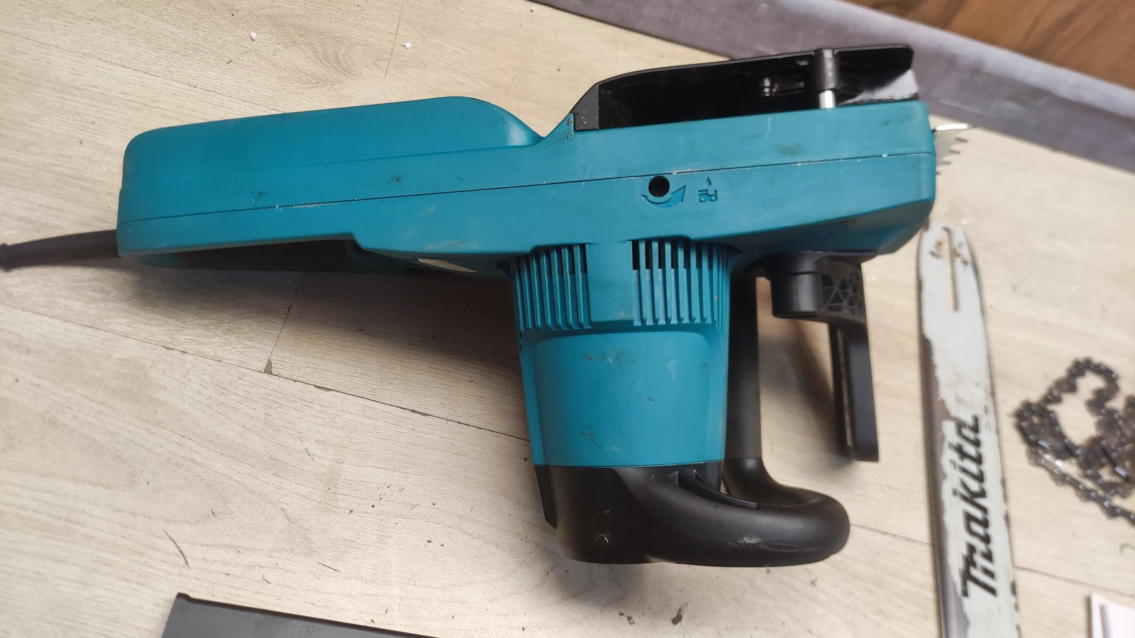 Makita UC3541A Elektro-Kettensäge 35 cm 1800 W, I38067