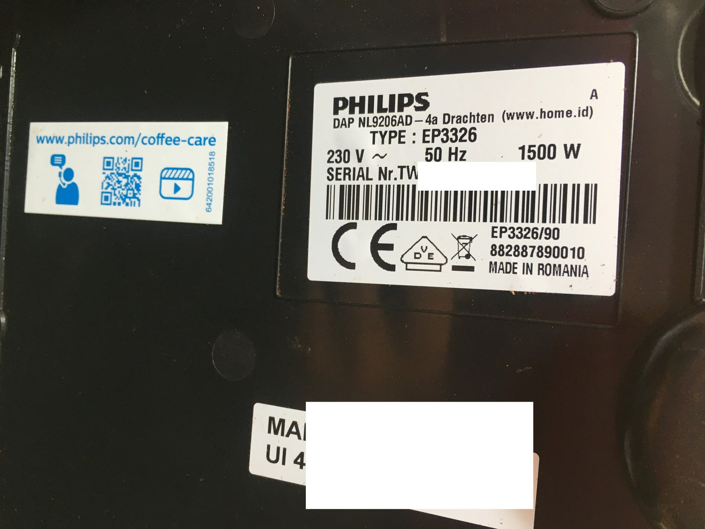 PHILIPS 3300 Series Kaffeevollautomat EP3326/90, 5 Getränke, I39378