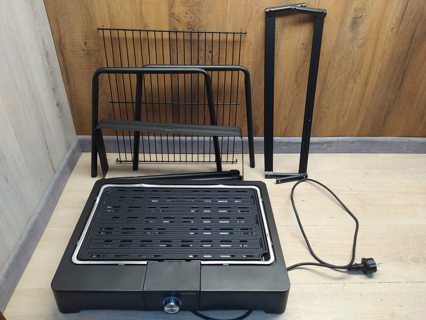 SEVERIN PG 8568 Standgrill mit Standuntergestell, I38944