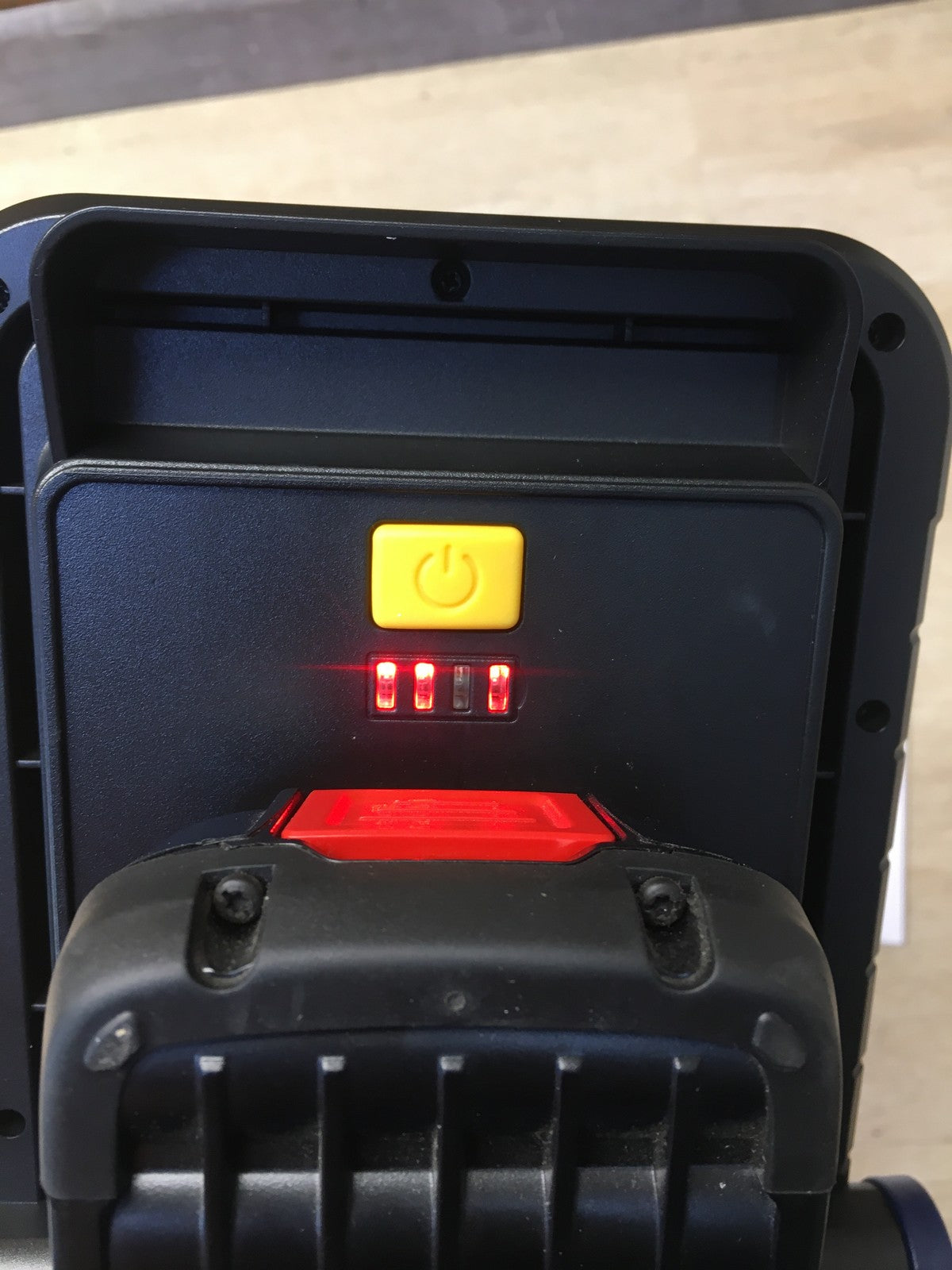 Rapid Akku-Arbeitsleuchte BWL2400 Solo Ultrahelle 2400 Lumen, I38607