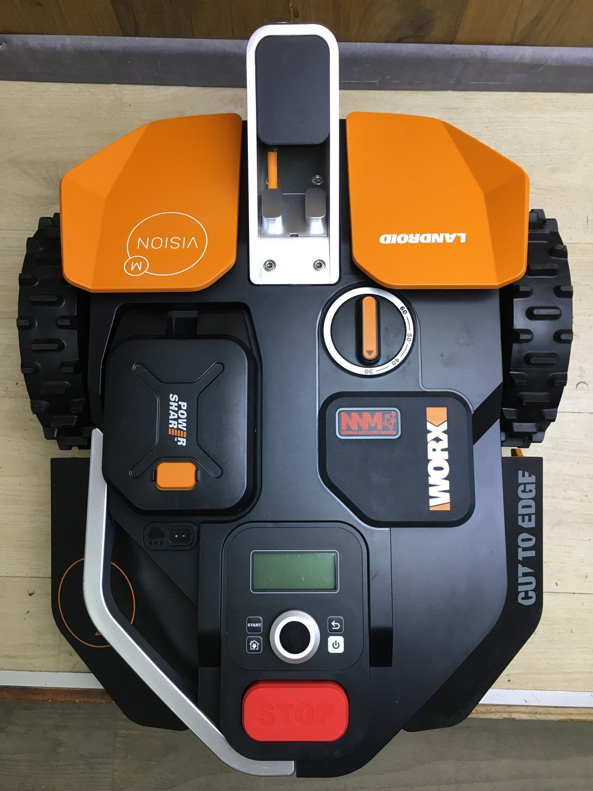 WORX Landroid Vision M600 Mähroboter ohne Begrenzungskabel WR206E.1 I39431