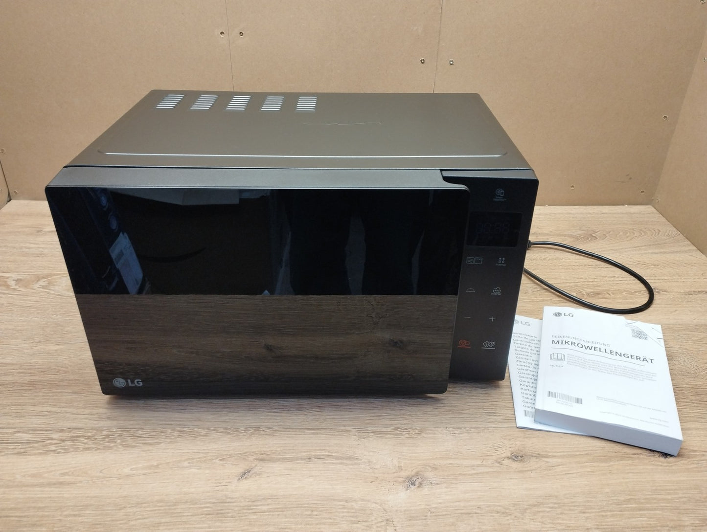 LG MH6535GDS Mikrowelle (25 L, 1000 W) mit Grill, I39536