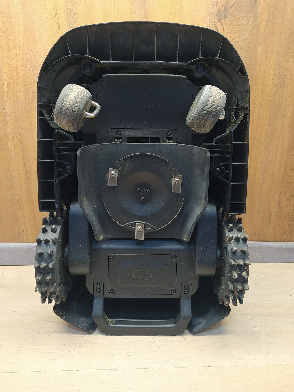 Dreame Mova 1000 Mähroboter (MLLM4110) bis 1.000 m² 3D-LiDAR kabellos, I37695
