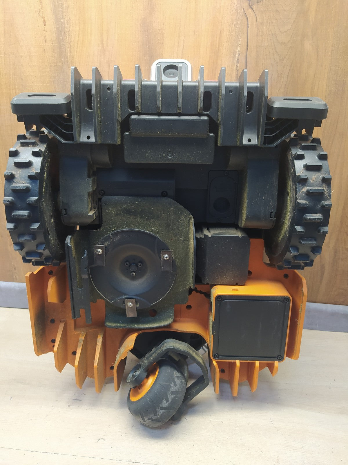 WORX Landroid Vision M600 Mähroboter ohne Begrenzungskabel WR206E.1 I37214