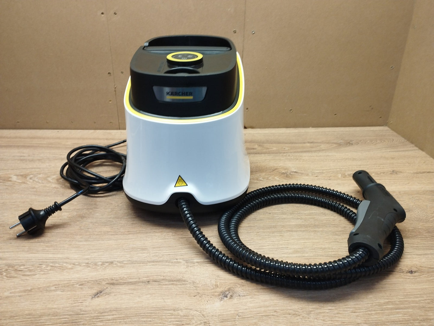Kärcher SC 3 Deluxe Dampfreiniger 1.513-430.0, 1900W, I39804