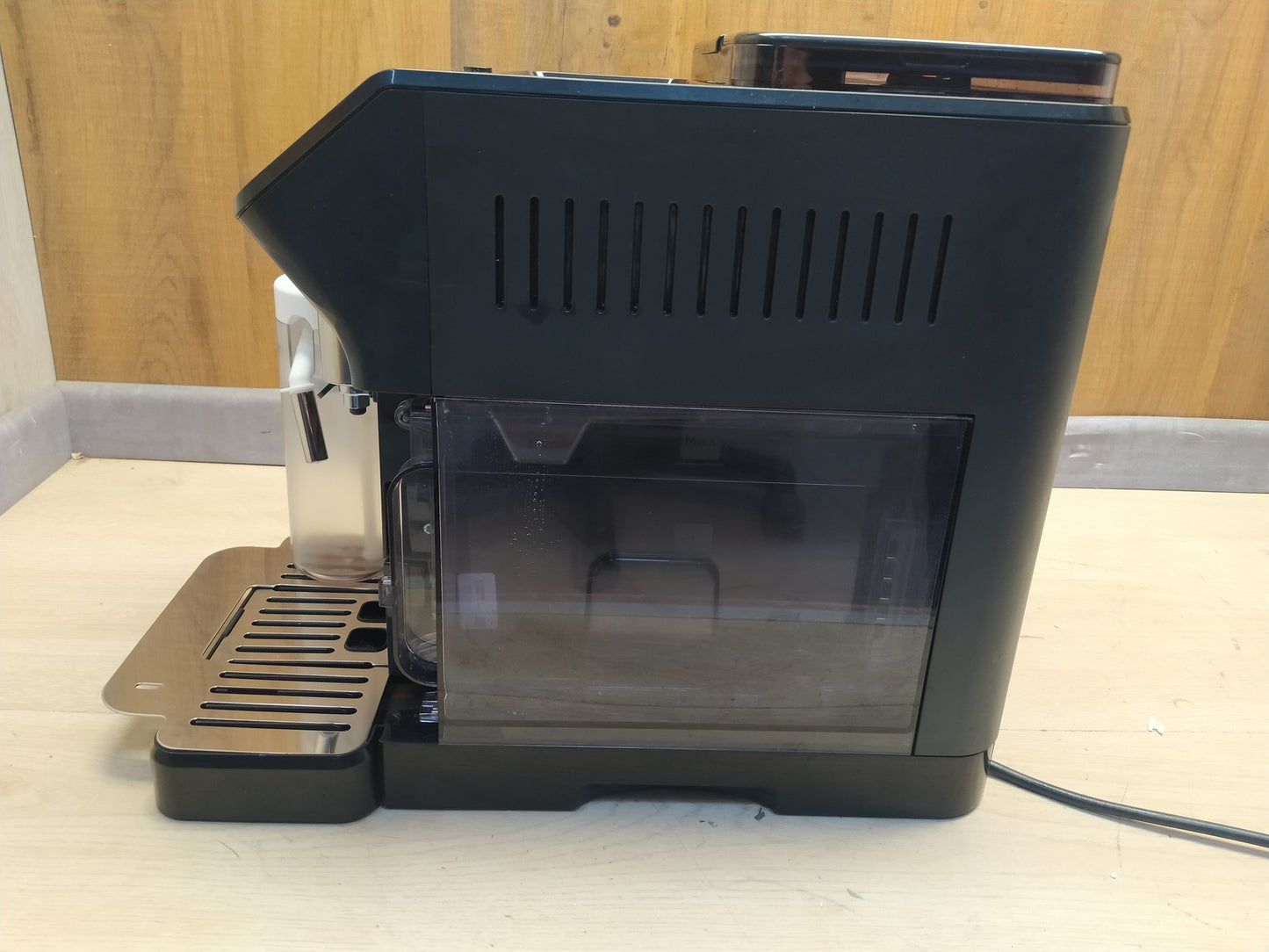 De’Longhi ECAM452.67 Eletta Explore Perfetto Kaffeevollautomat I36929