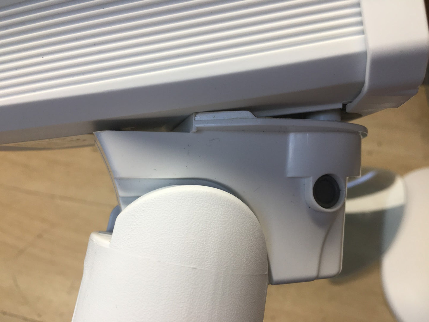 Rowenta Essential VU2330 Tischventilator mit 3 Geschwindigkeitsstufen, I39135