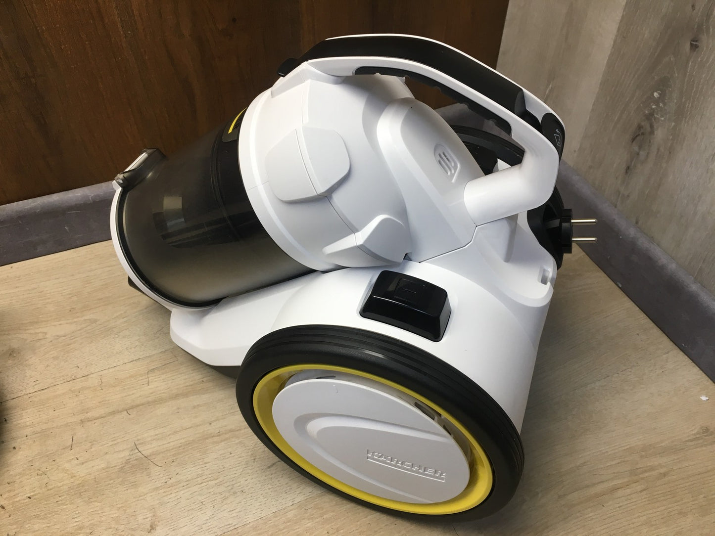 Kärcher Staubsauger VC 3 (1.198-053.0), beutellos, 700W, I38066