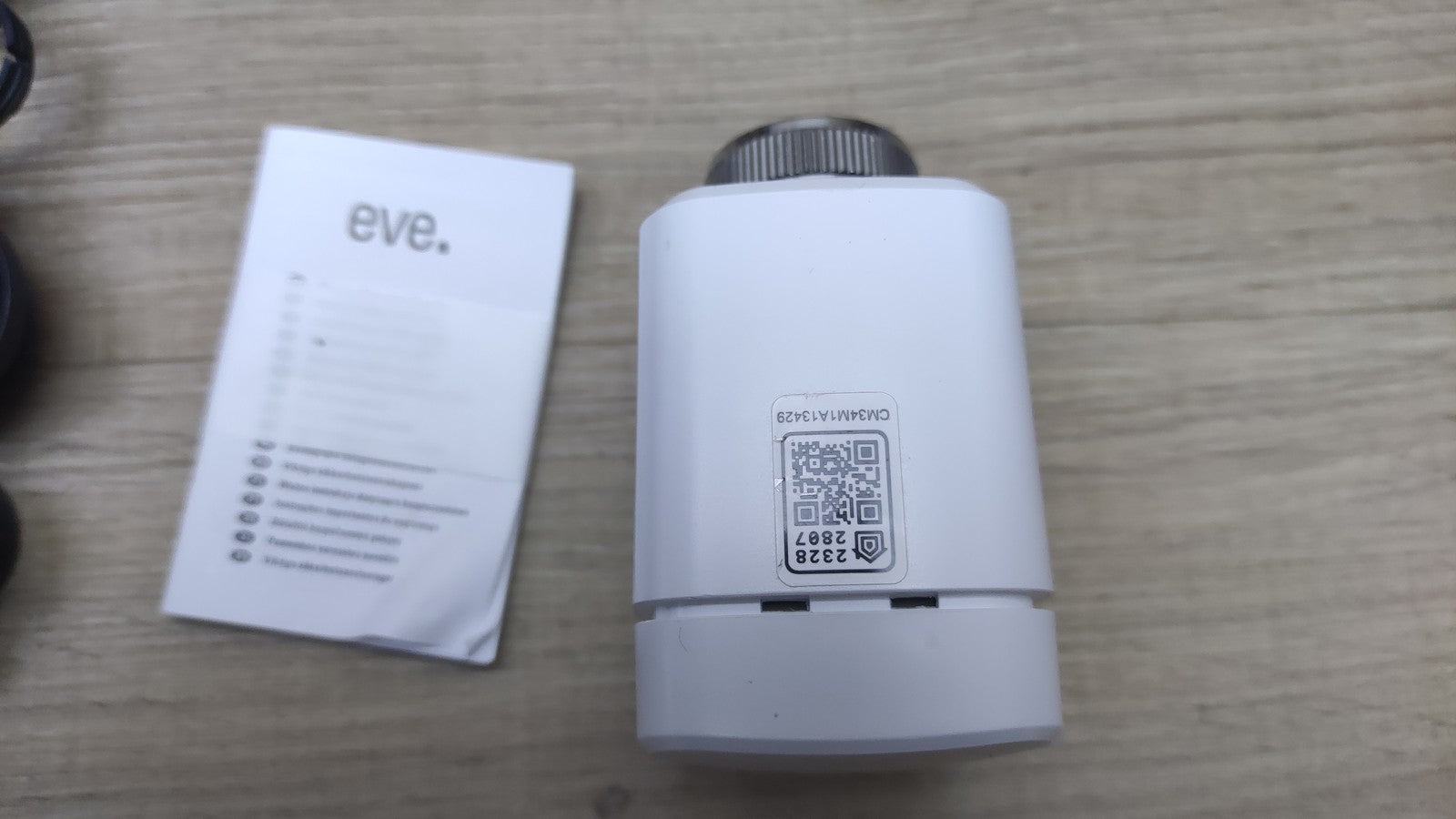 Eve Thermo Smartes Heizkörperthermostat mit LED-Display, I35375