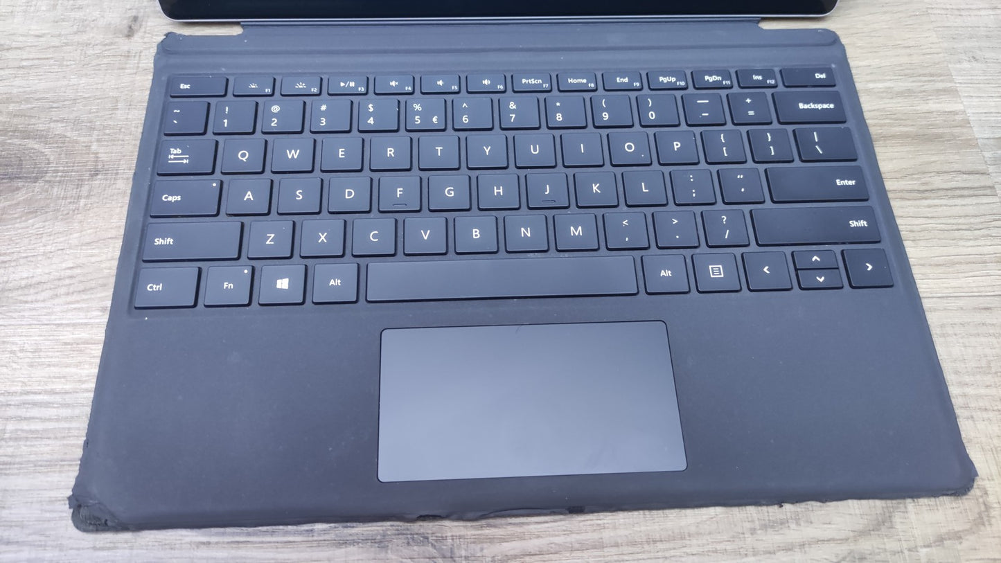 Microsoft Surface Pro 4 Windows Tablet 2736x1824 Touch m3-6Y30 4GB RAM 128GB SSD