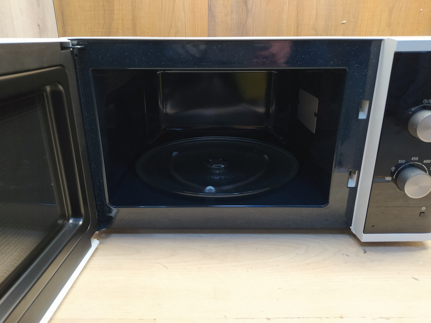 Samsung MS23K3614AW Mikrowelle 23L 800W, I38006