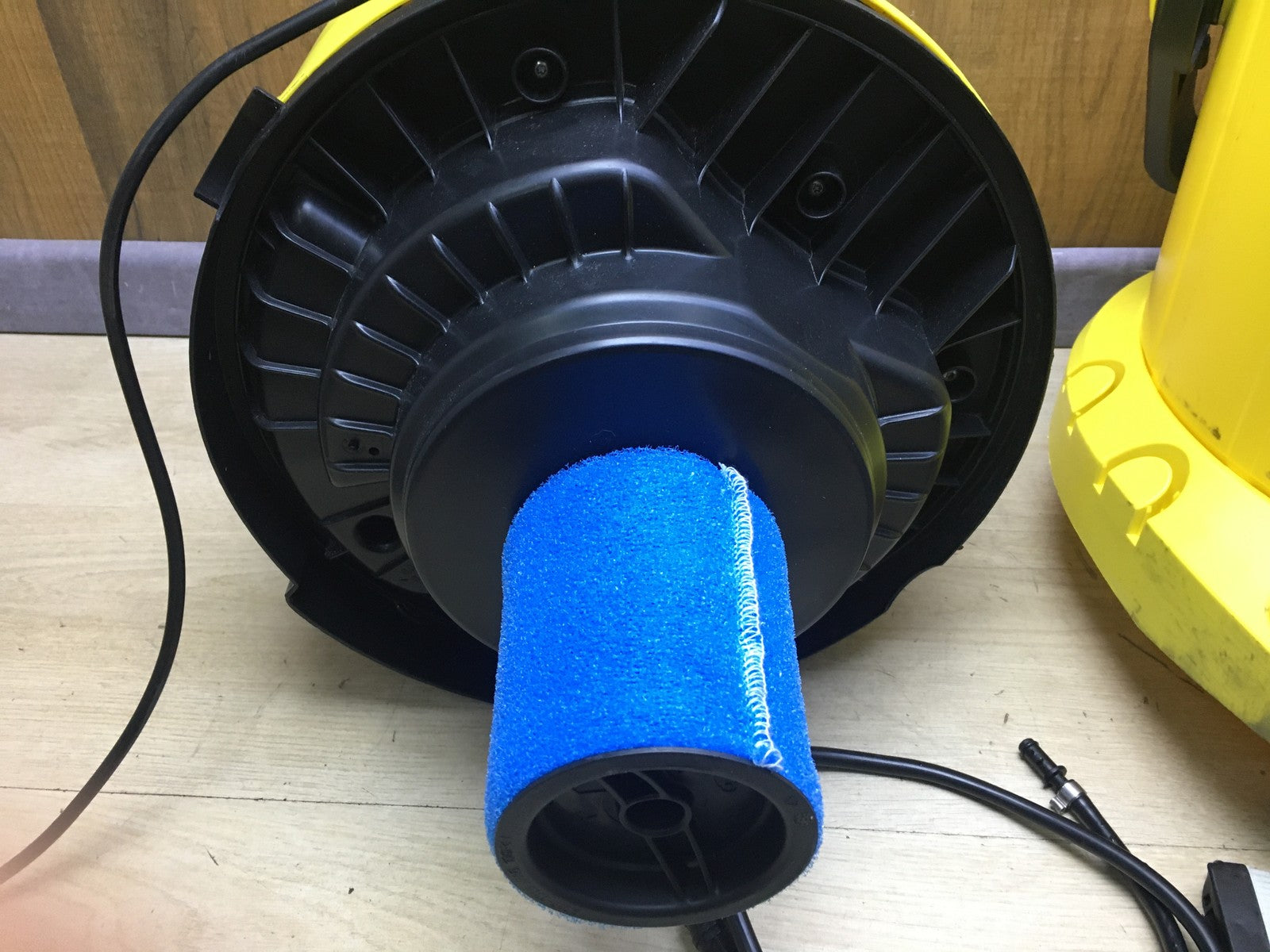 Kärcher SE 4001 Trocken-/Waschsauger 1.081-130.0, I35103