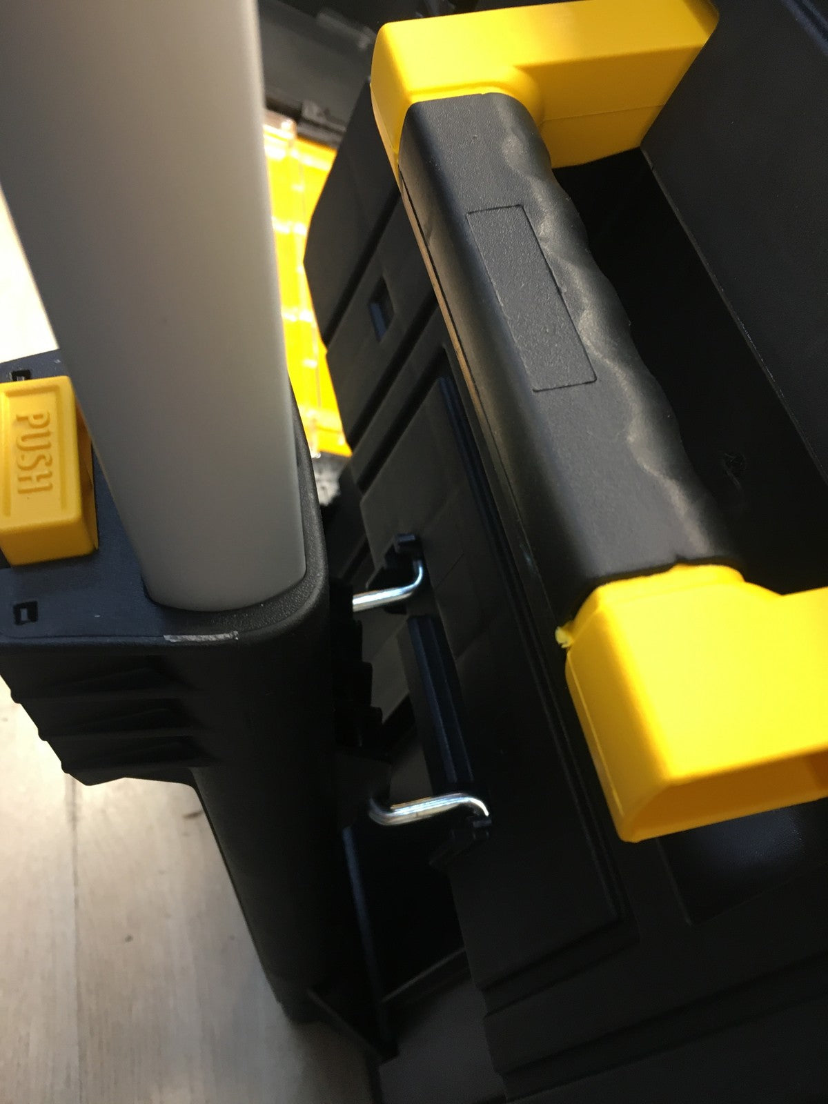 Stanley Fatmax Trolley FMST1-80103 Werkzeugkiste, Werkzeugkoffer, I37250