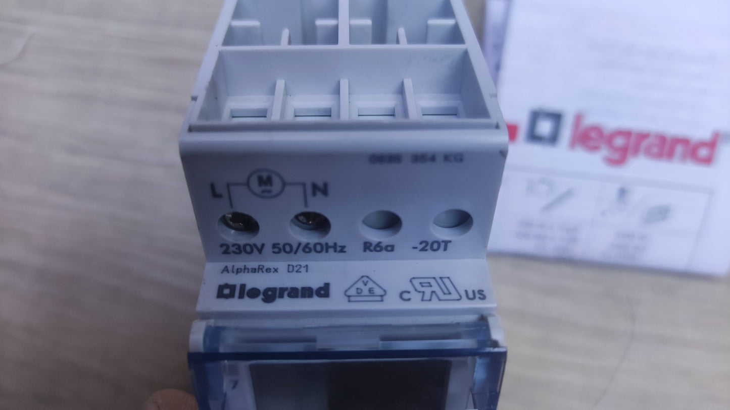 LEGRAND 412631 Wochen-Zeitschaltuhr AlphaRex D21, 1 Kanal, I37474