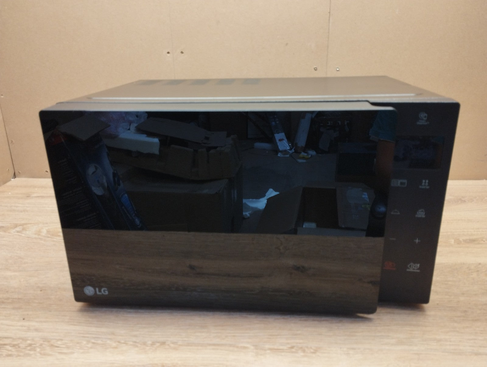 LG MH6535GDS Mikrowelle (25 L, 1000 W) mit Grill, I39497