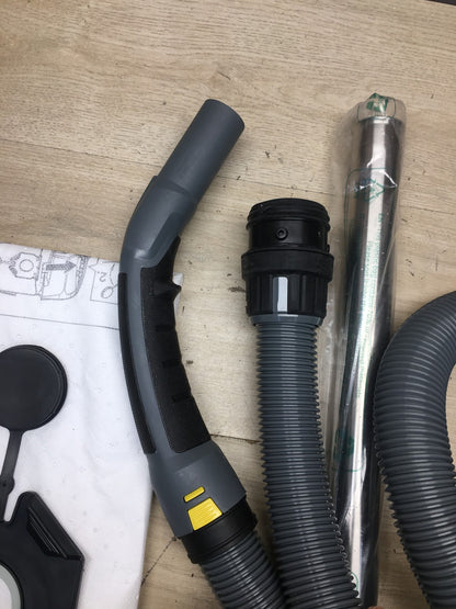 KÄRCHER 1.148-201.0 Nass-/Trockensauger NT 30/1 Tact L, 30L, I39940