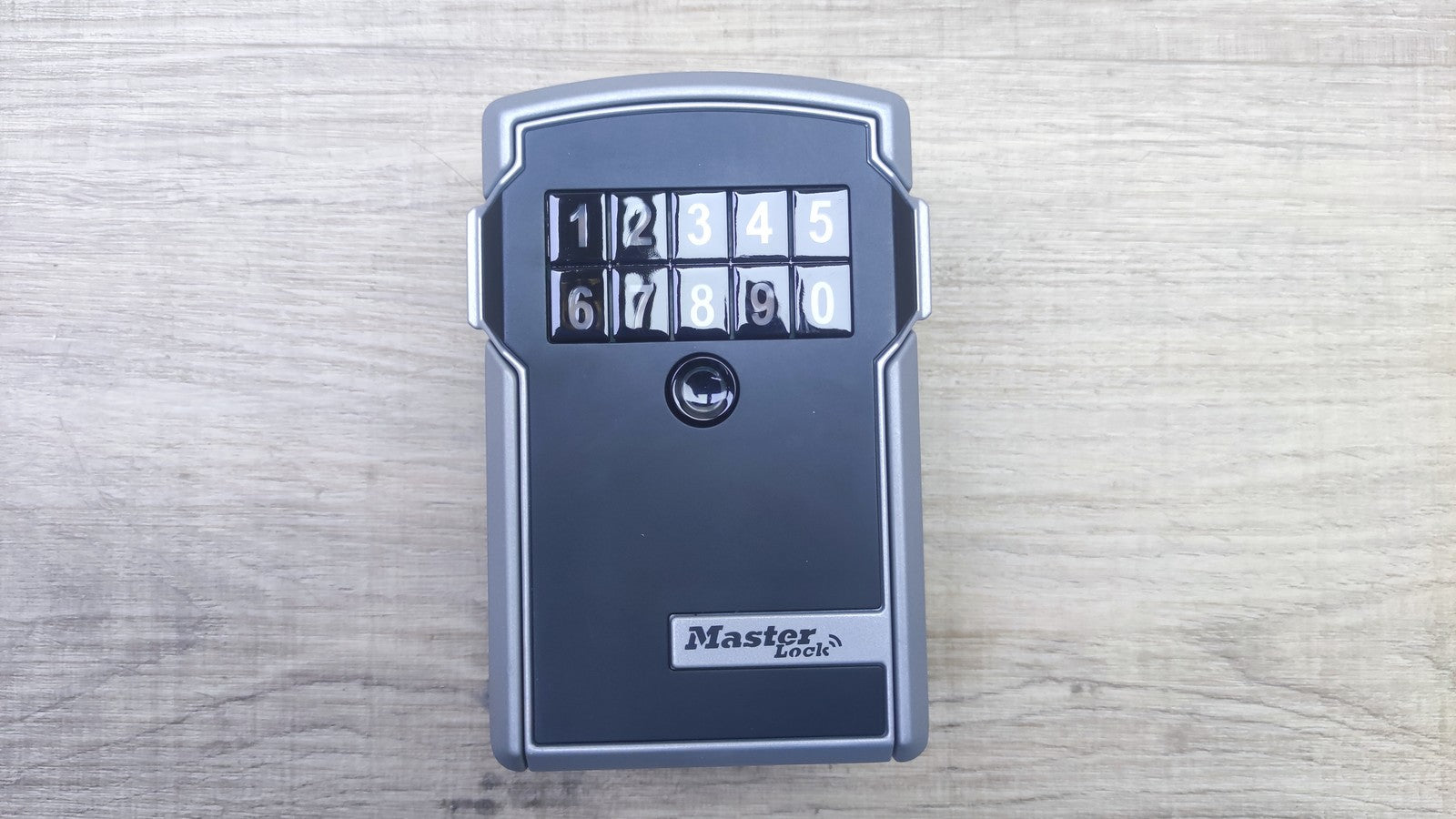 Master Lock 5441 Smart Schlüsseltresor zur Wandmontage, I37477