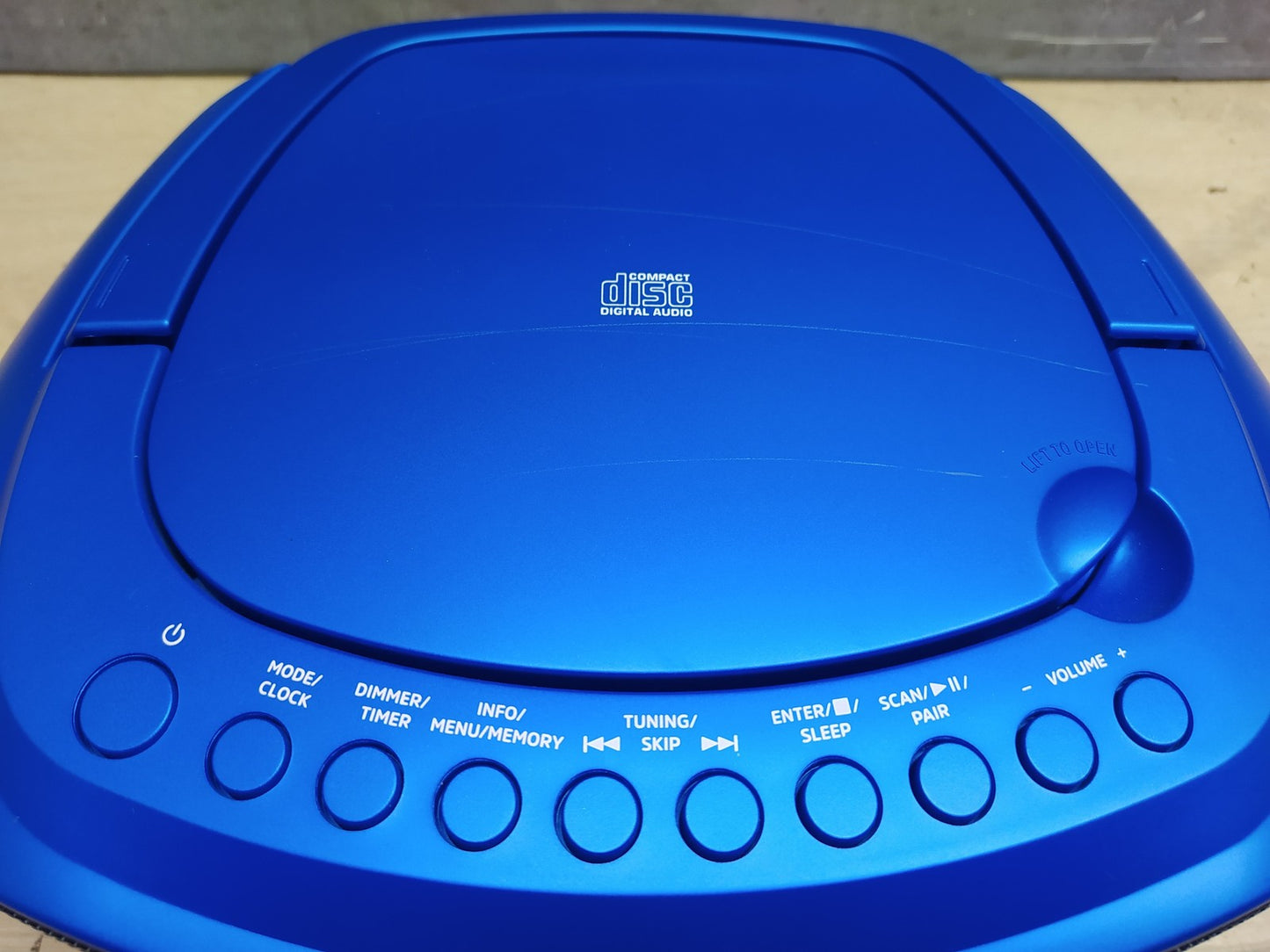 TechniSat DIGITRADIO 1990 Stereo-Boombox mit DAB+/UKW-Radio und CD-Player I39029