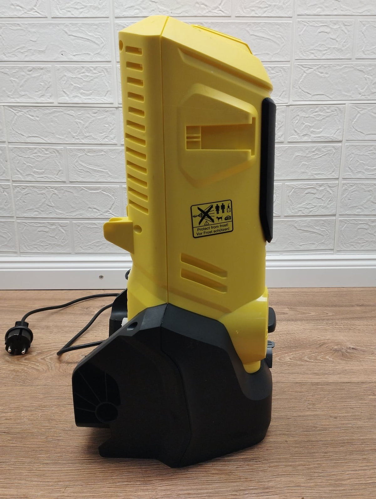 Kärcher 1.673-538.0 Hochdruckreiniger K 2 Premium, Druck: max. 110 bar
