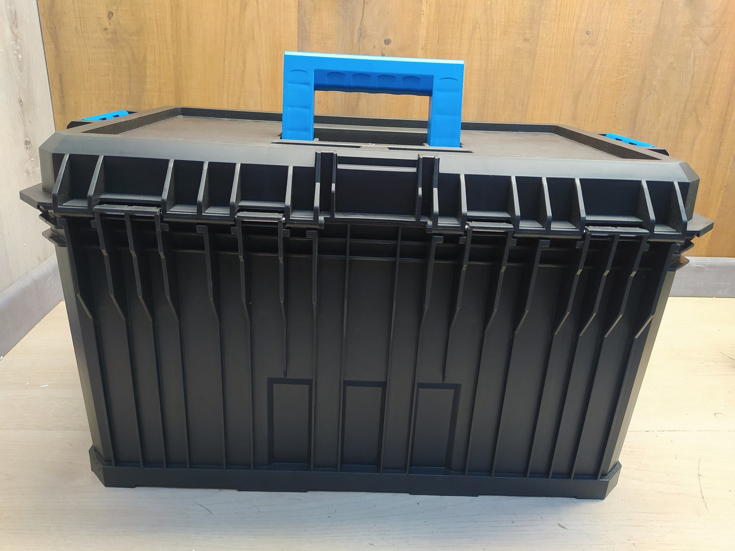 Högert Technik HT7G502 Werkzeugkasten, Tragfähigkeit bis zu 50 kg, I38991