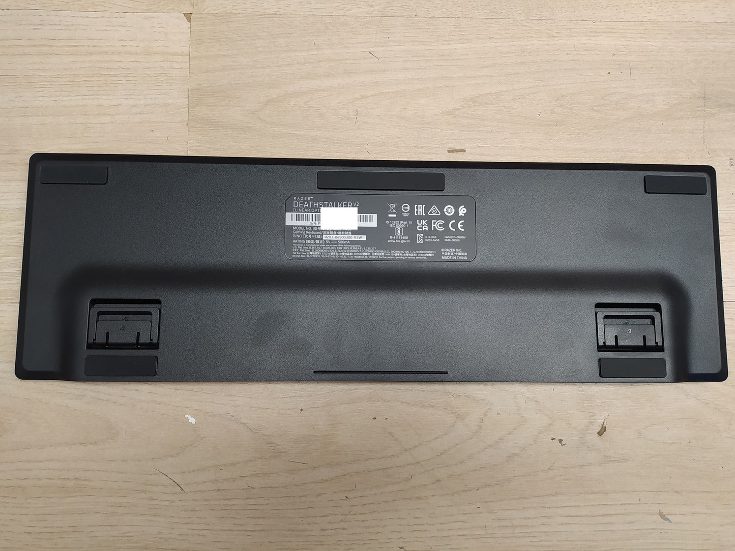 Razer DeathStalker V2 Optische Low-Profile-Gaming-Tastatur, UK-Layout, I36701