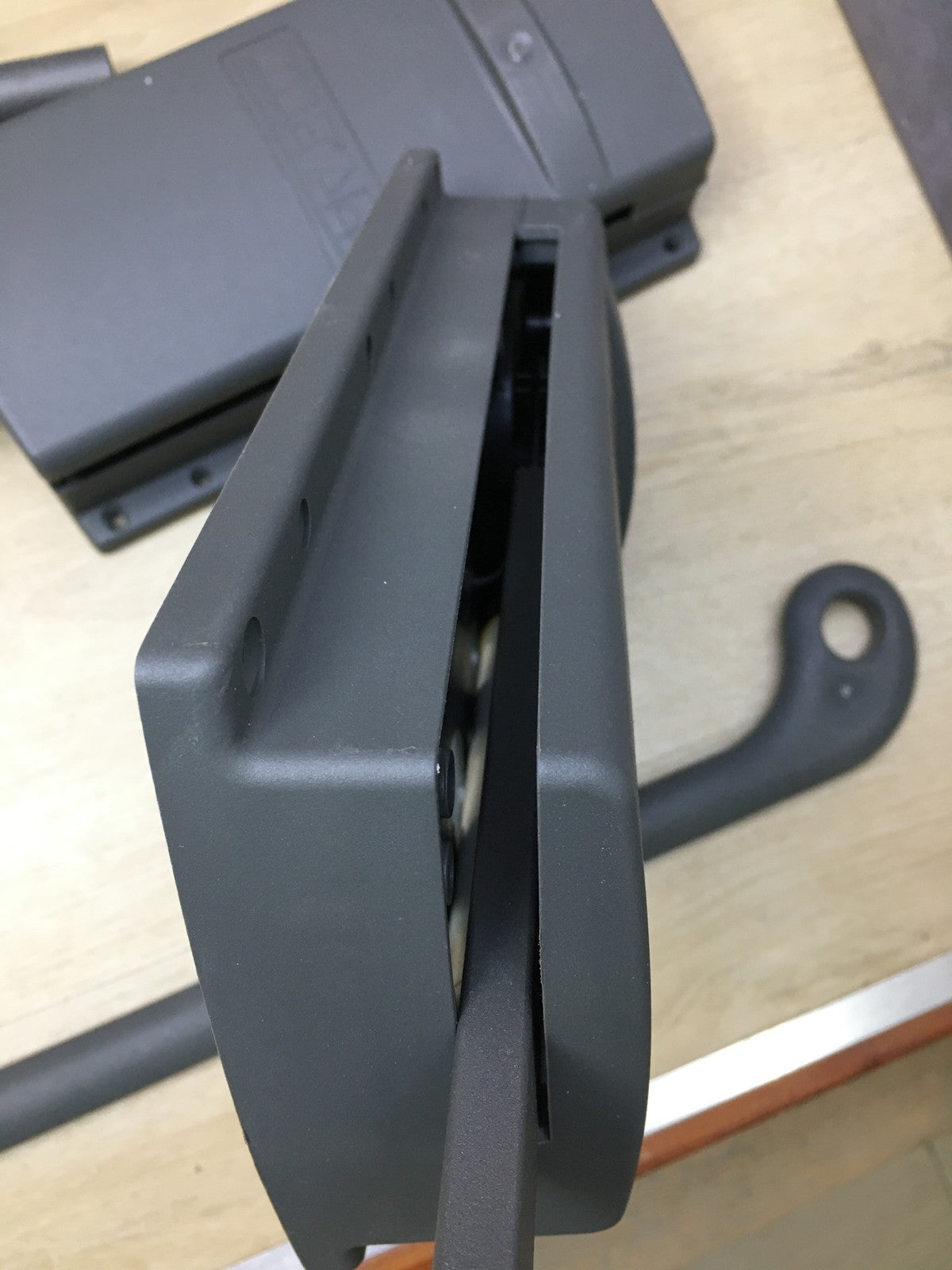 Servetto SE08LAP00 Kleiderlift Jun. 770-1200 mm, anthratzit, I35032