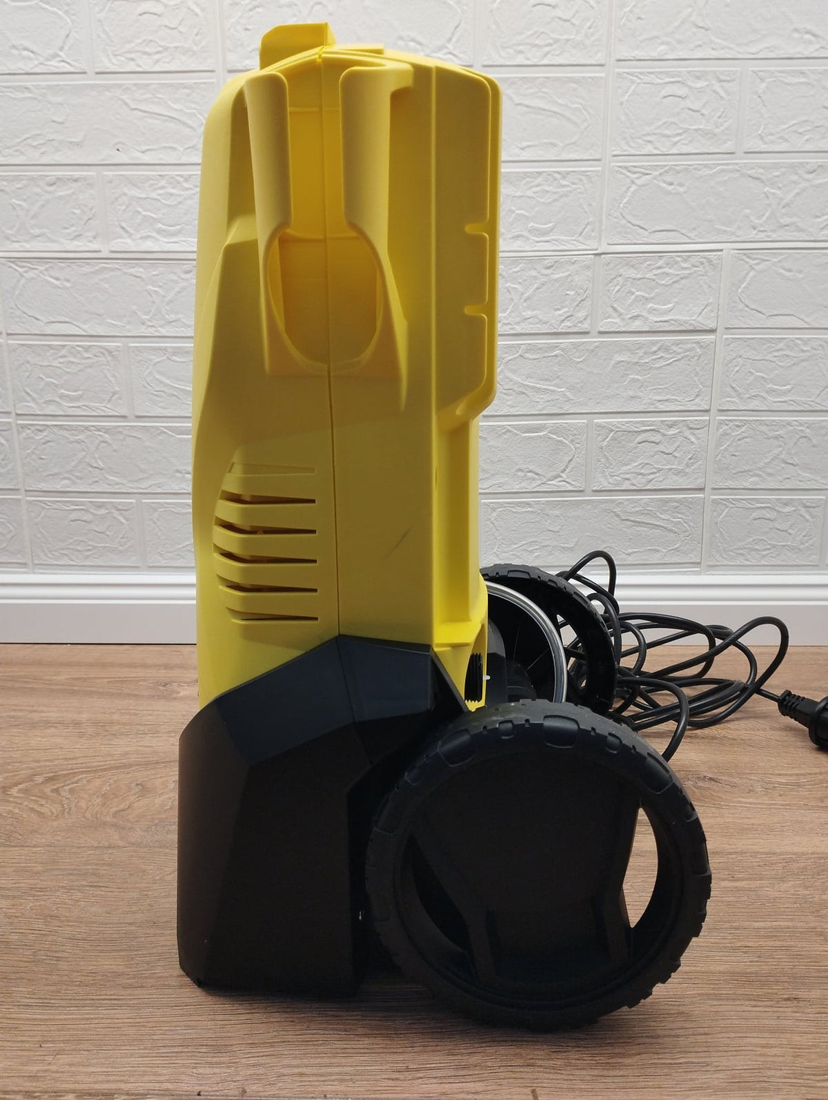 Kärcher K 3 1.601-888.0 Hochdruckreiniger mit Dreckfräser und Schlauch 1600W