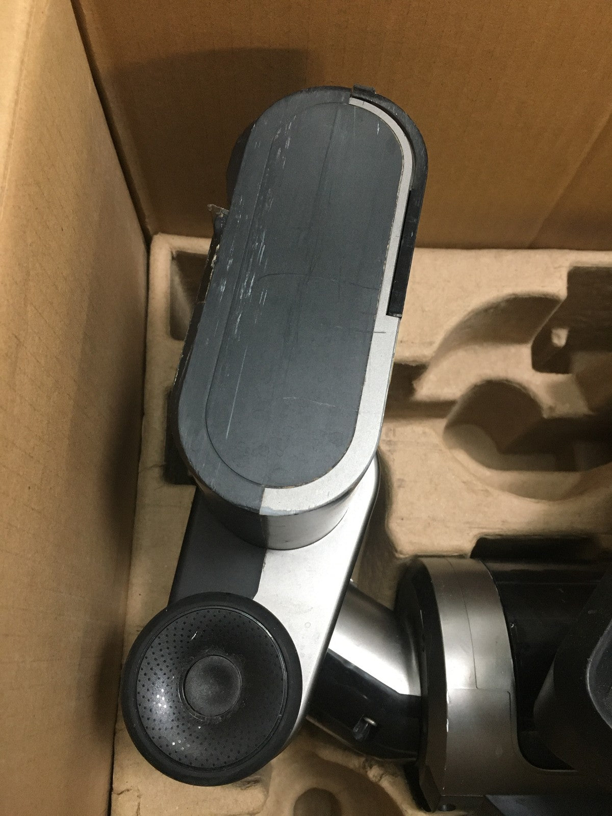Eureka NEW430BL Kabelloser Nass-/Trockensauger, 230W, I36018