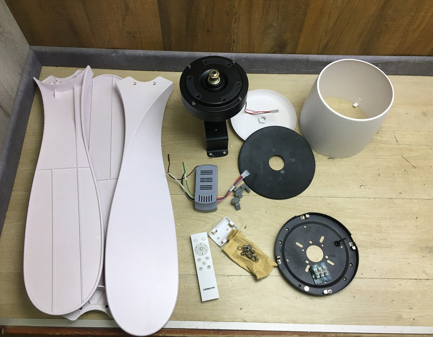 Cecotec Deckenventilator EnergySilence Aero 5400 Aqua Connected, I35059