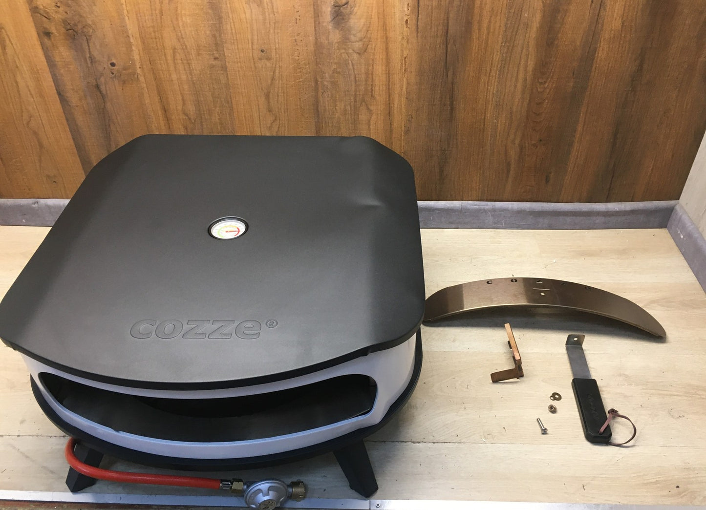 cozze 17" Pizzaofen mit rotierendem Pizzastein ‎90427, 6,0 kW Gasofen, I38990