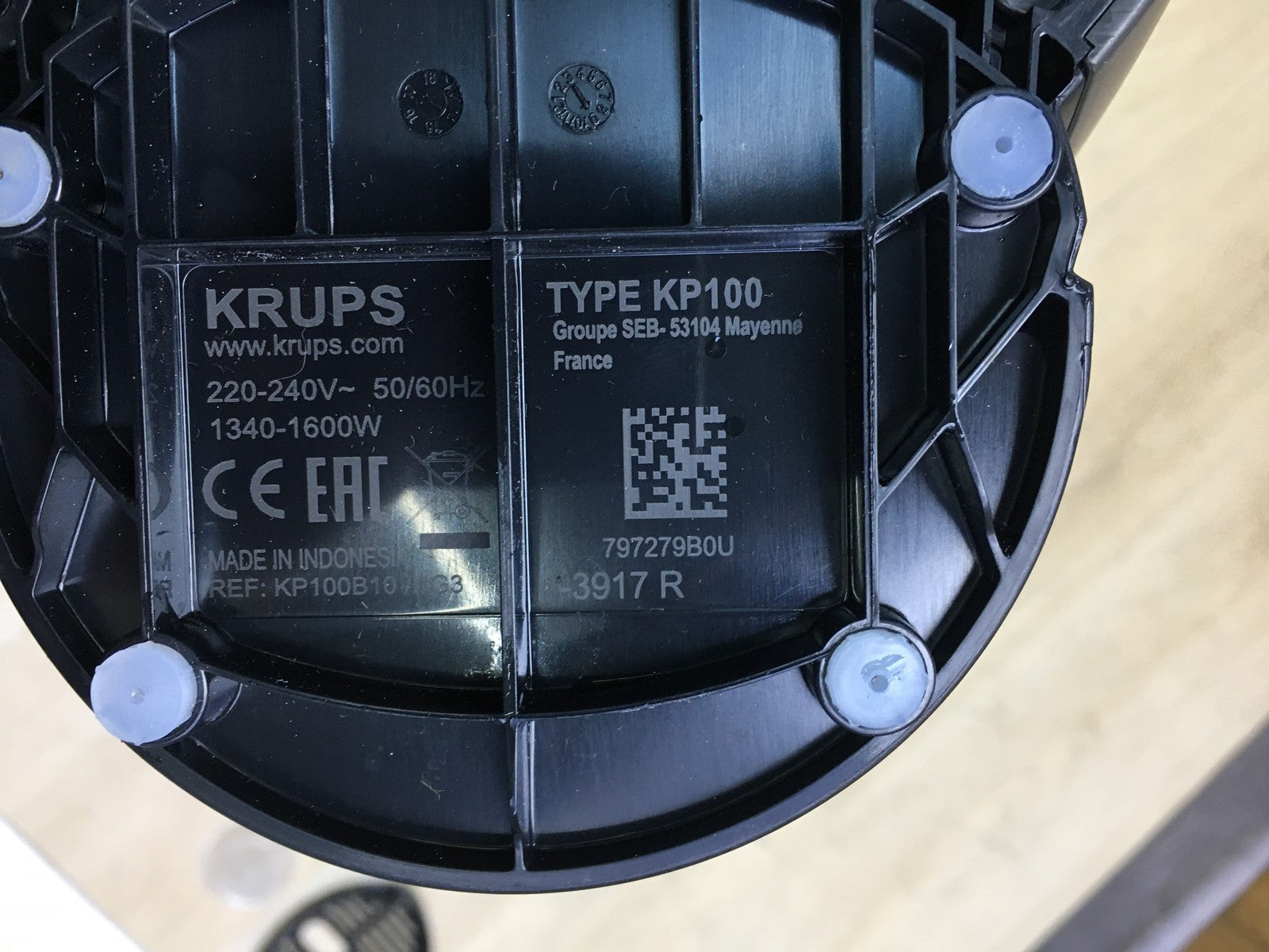 Krups KP 100B Nescafé Dolce Gusto Piccolo Kaffeekapselmaschine 1500 W, I35151