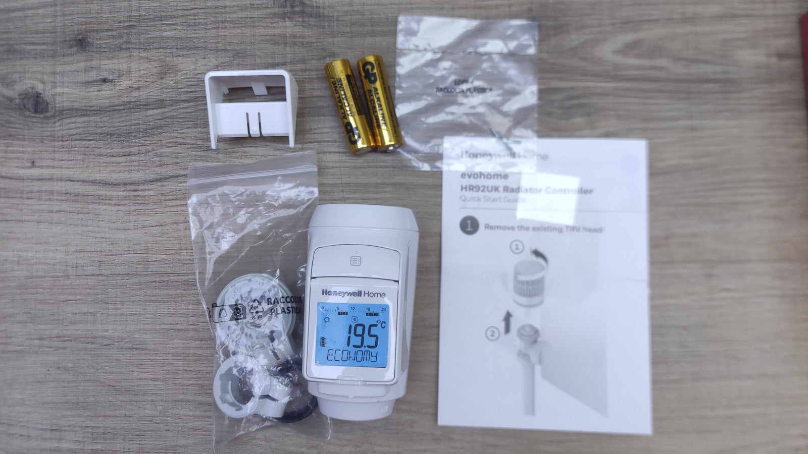 Honeywell Home THR92H1002 evohome Kabelloser Heizkörper, Weiß, I38690