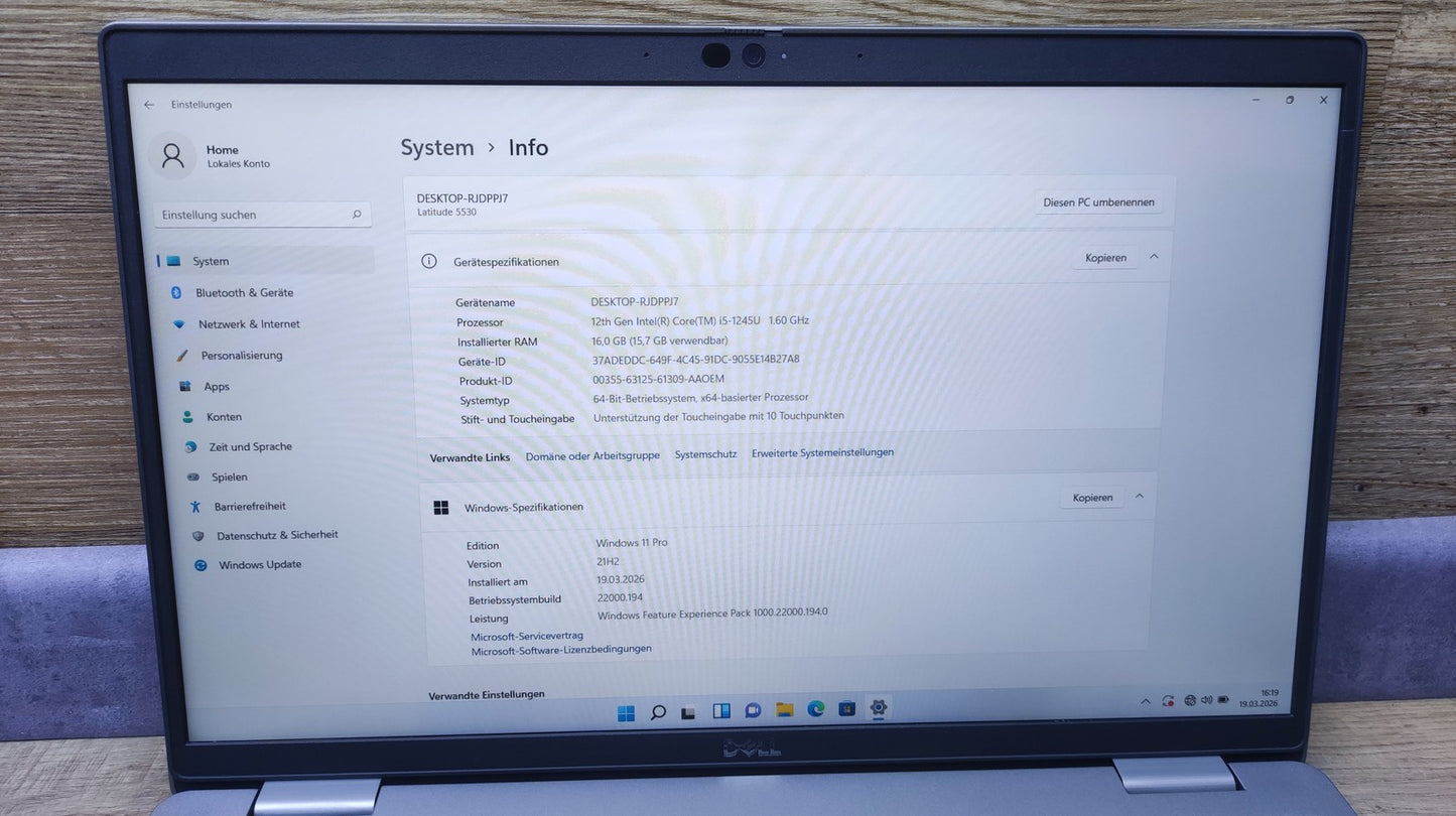 Dell Latitude 5530 Notebook 15.6" Touch FHD i5-1245U 16GB 256GB Thunderbolt LTE