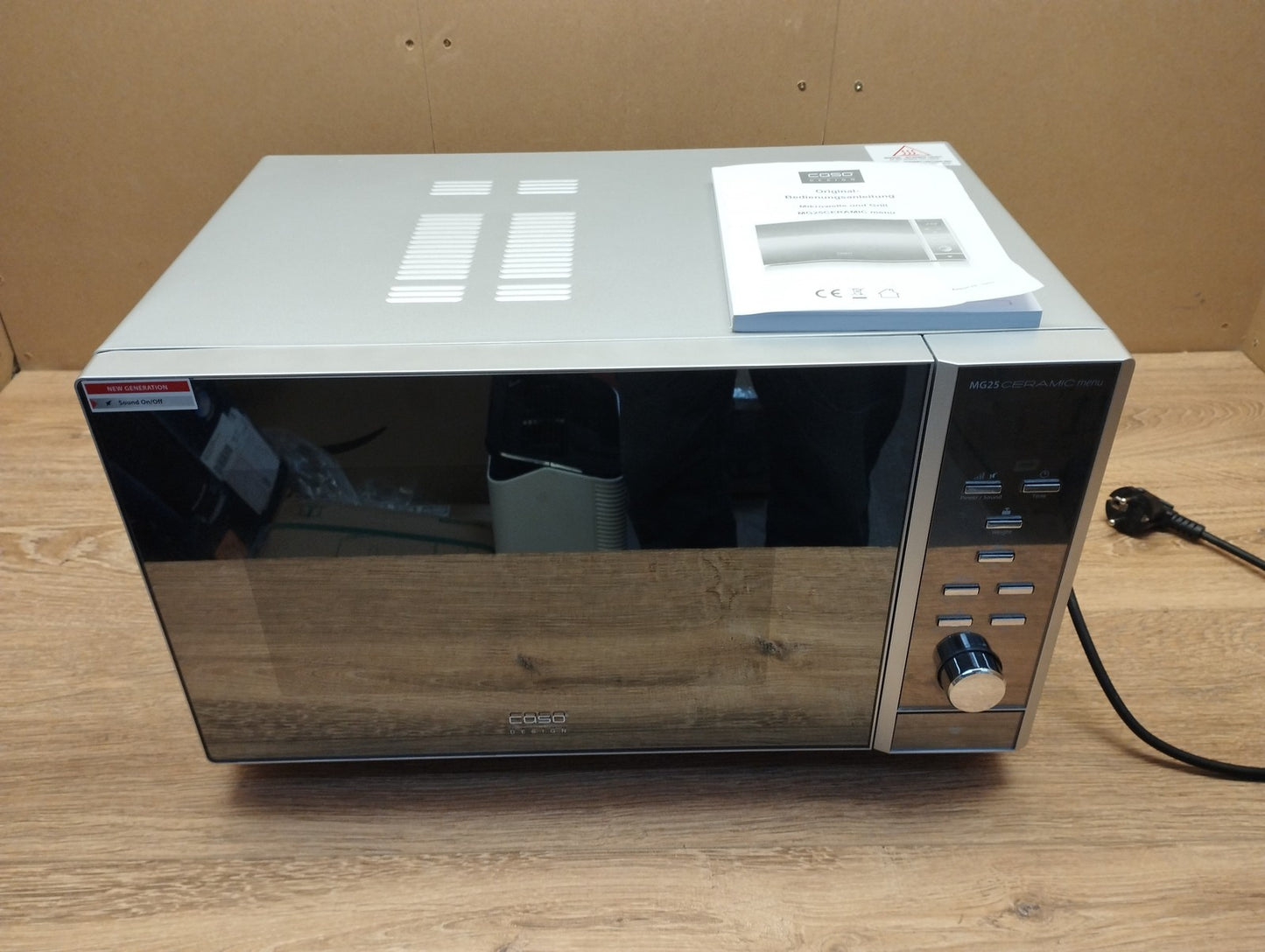 Caso MG25 Ceramic Mikrowelle mit Grill, 25L, 1400W, 1000W Grill, I39549