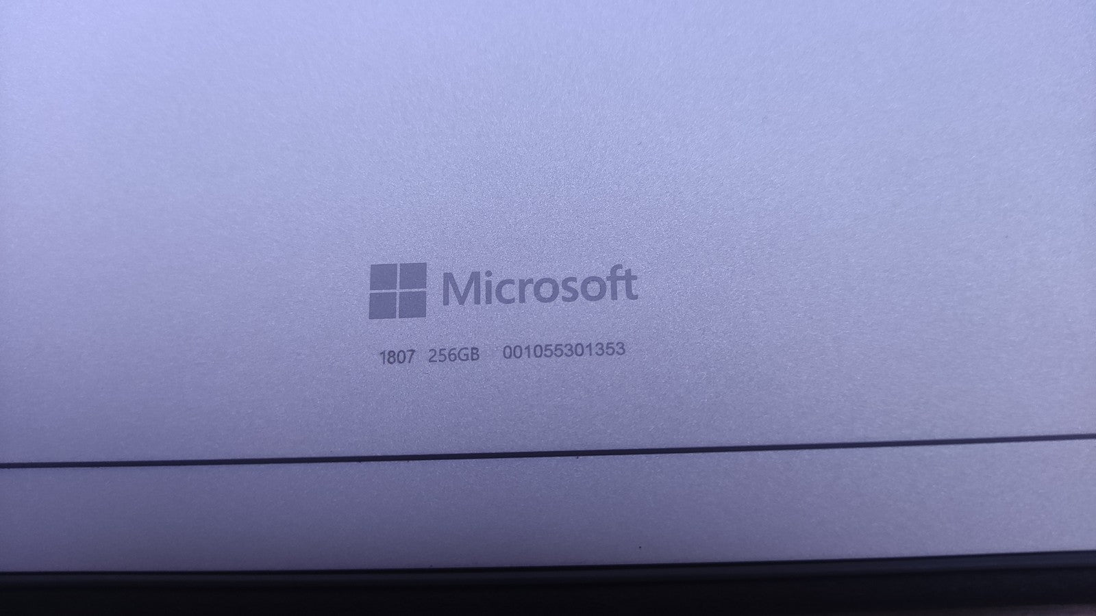 Microsoft Surface Pro 5 Windows Tablet 2736x1824 i5-7300U 8GB 256GB LTE M1807