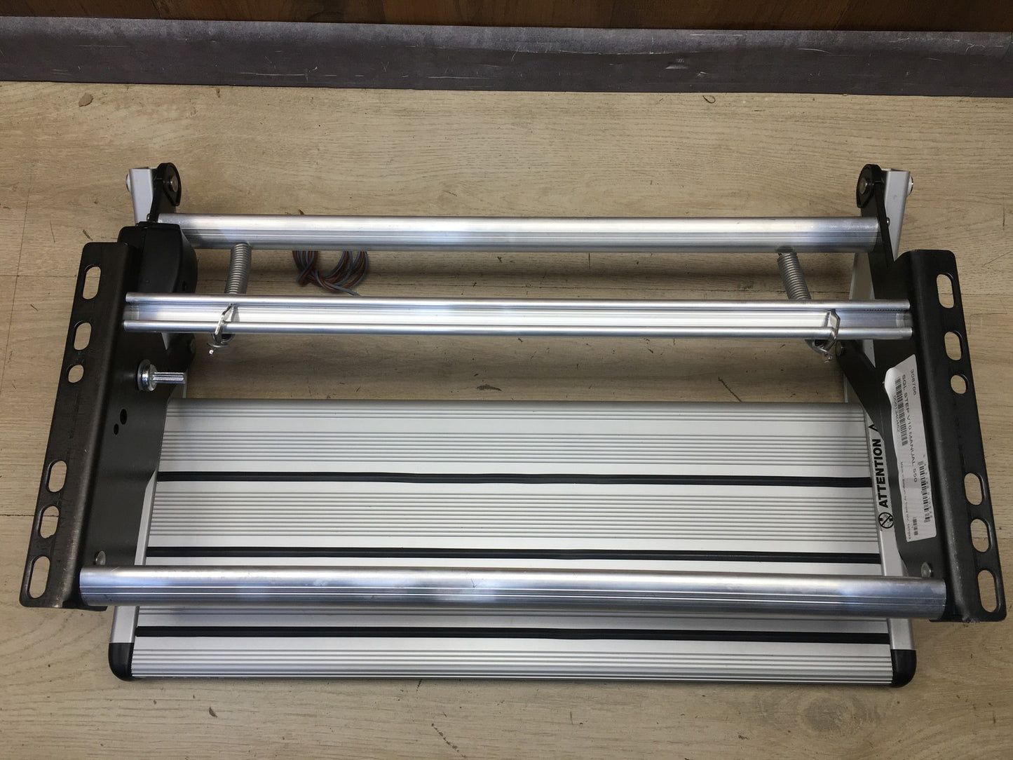 Thule Trittstufe Single Step V10 Manual 550 Aluminium, I38365