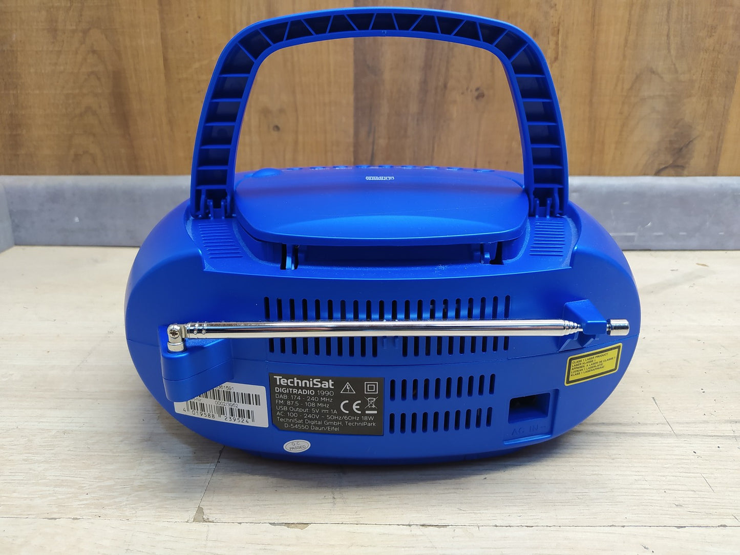 TechniSat DIGITRADIO 1990 Stereo-Boombox mit DAB+/UKW-Radio und CD-Player I39029